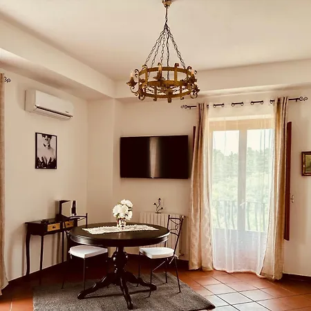 Tiche Guest house