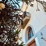 Tiche Guest house