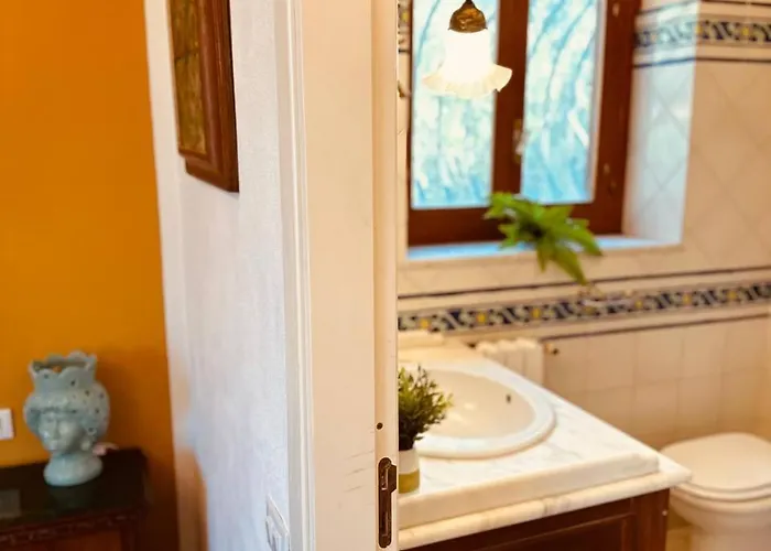 Гостевой дом Tiche Чефалу