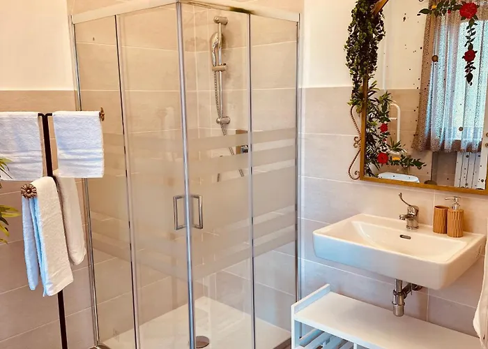 Tiche Vendégház 4*